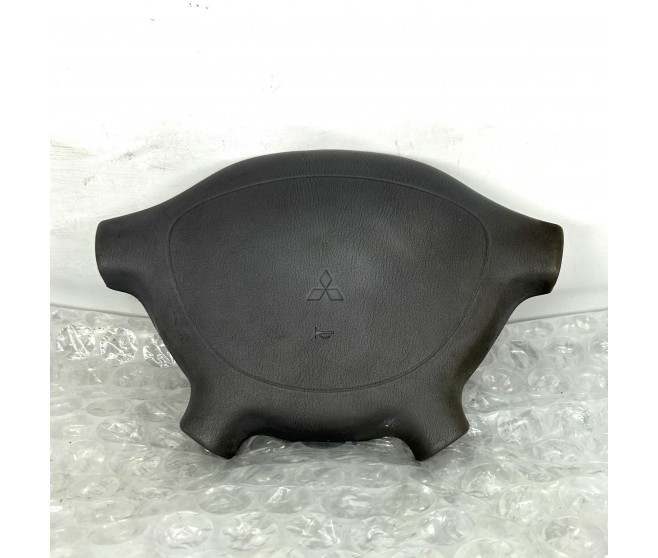 STEERING WHEEL PAD WITH HORN FOR A MITSUBISHI SPACE GEAR/L400 VAN - PA5W
