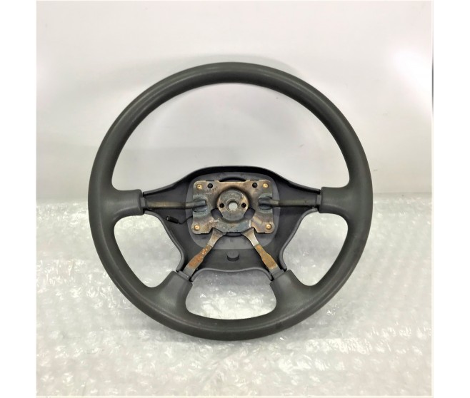 STEERING WHEEL FOR A MITSUBISHI SPACE GEAR/L400 VAN - PD5W