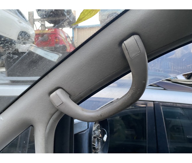 FRONT WINDSCREEN POST GRAB HANDLE FOR A MITSUBISHI V60,70# - MIRROR,GRIPS & SUNVISOR