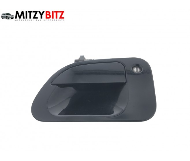 BLACK FRONT LEFT DOOR HANDLE FOR A MITSUBISHI DELICA SPACE GEAR/CARGO - PD6W
