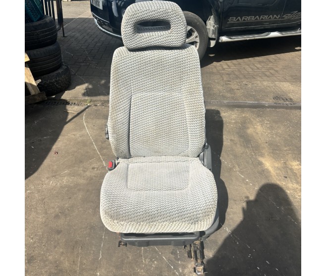 FRONT LEFT SEAT FOR A MITSUBISHI PAJERO - V26WG