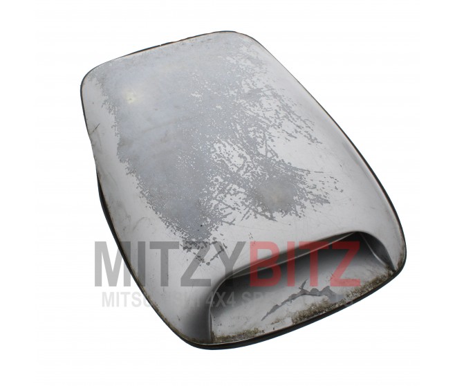 BONNET AIR SCOOP ( NEEDS RESPRAY ) FOR A MITSUBISHI NATIVA - K94W