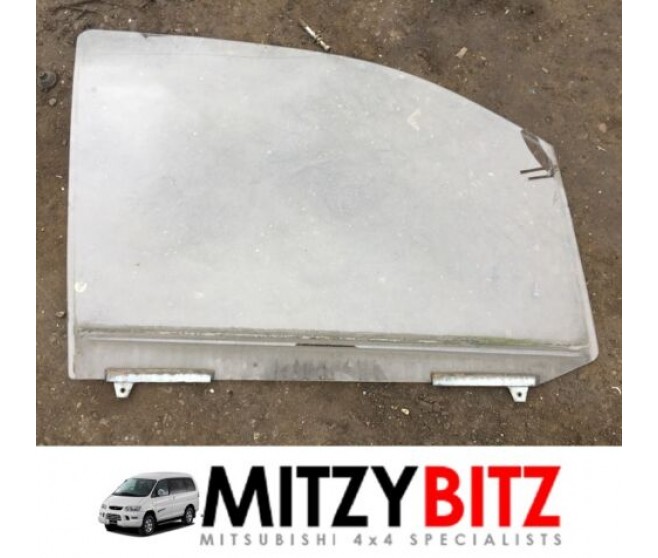 DOOR GLASS FRONT RIGHT FOR A MITSUBISHI SPACE GEAR/L400 VAN - PA4W