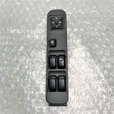 FRONT RIGHT WINDOW AND WING MIRROR SWITCHES