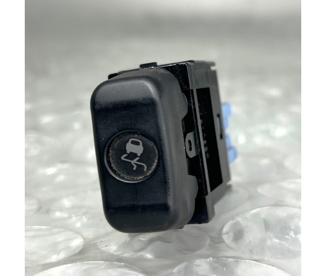 TRACTION CONTROL SWITCH
