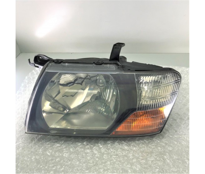 HEAD LAMP LIGHT FRONT LEFT FOR A MITSUBISHI CHASSIS ELECTRICAL - 