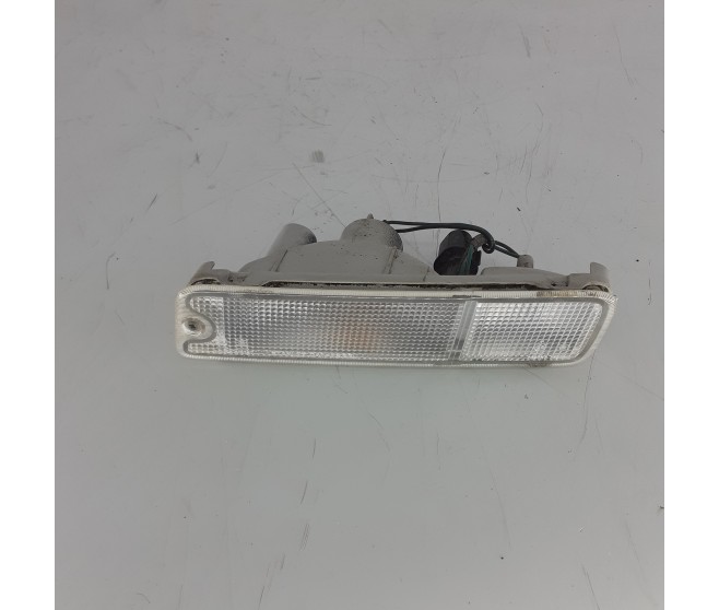 FRONT RIGHT COMBINATION LAMP FOR A MITSUBISHI CHASSIS ELECTRICAL - 