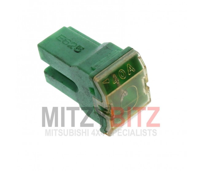 40 AMP GREEN PUSH IN FUSE  FOR A MITSUBISHI CW0# - 40 AMP GREEN PUSH IN FUSE 