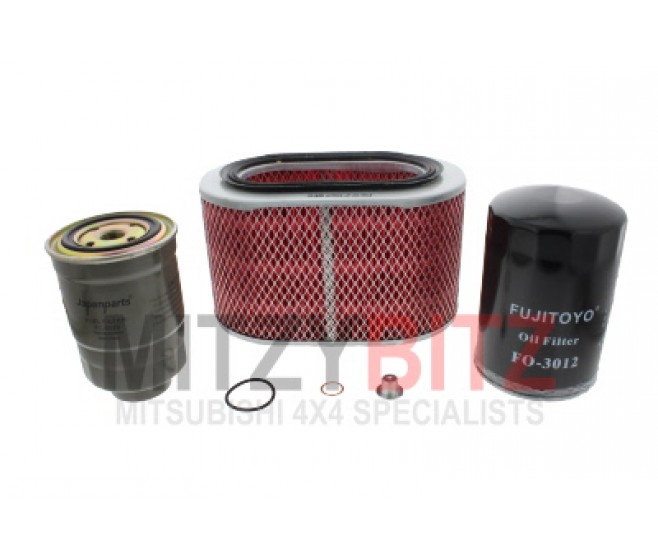OVAL AIR FILTER SERVICE KIT FOR A MITSUBISHI PAJERO - V46WG