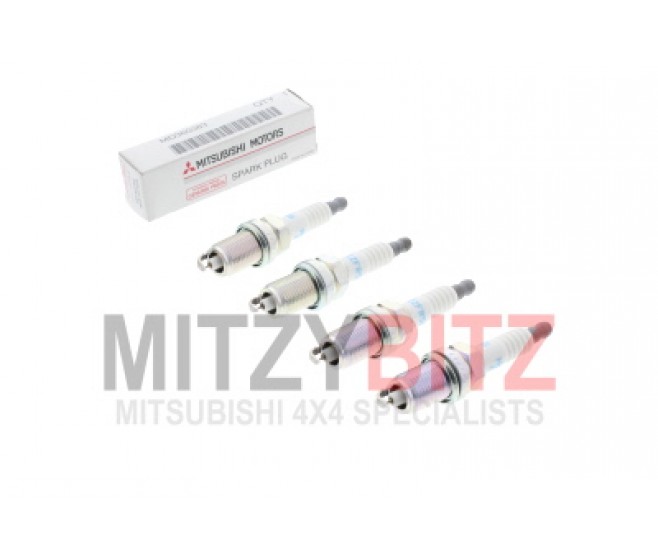 GENUINE MITSUBISHI SPARK PLUGS FOR A MITSUBISHI PAJERO PININ/MONTERO IO - H77W