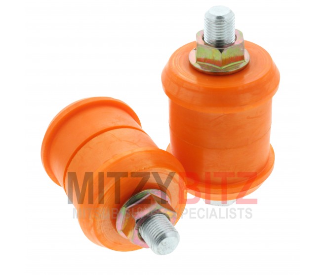 TRAILING ARM BUSHES WITH NUT AND BOLTS FOR A MITSUBISHI REAR SUSPENSION - 