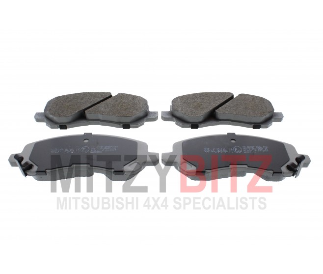 FRONT BRAKE PADS FOR A MITSUBISHI OUTLANDER - CU4W