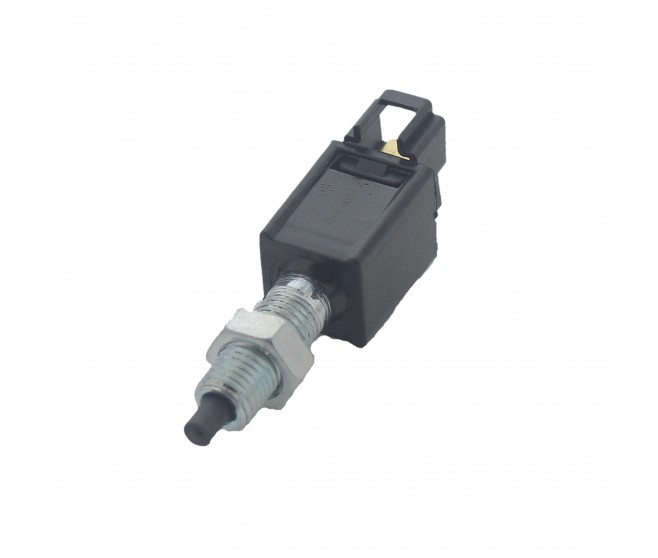 STOP LAMP SWITCH FOR A MITSUBISHI L200 - K64T