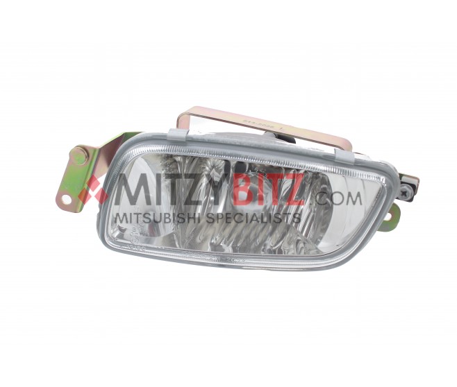 BUMPER FOG LIGHT FRONT LEFT FOR A MITSUBISHI CHASSIS ELECTRICAL - 