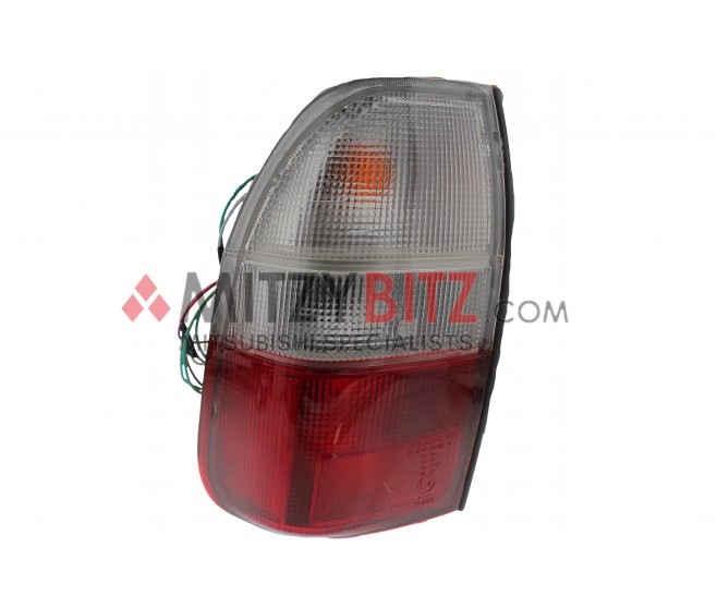 REAR LEFT BODY LAMP FOR A MITSUBISHI L200 - K64T