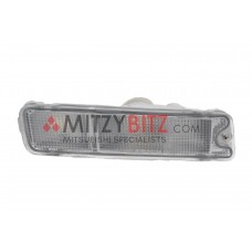 FRONT RIGHT BUMPER INDICATOR SIDE LIGHT LAMP