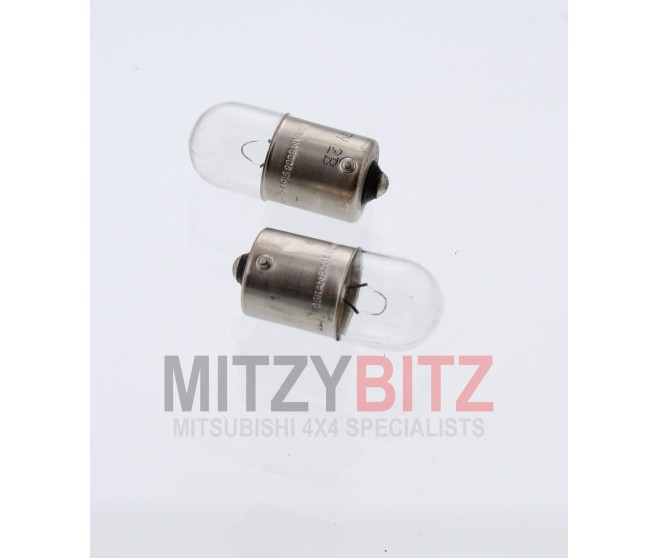 REAR NUMBER PLATE LIGHT BULBS FOR A MITSUBISHI L300 - P15V