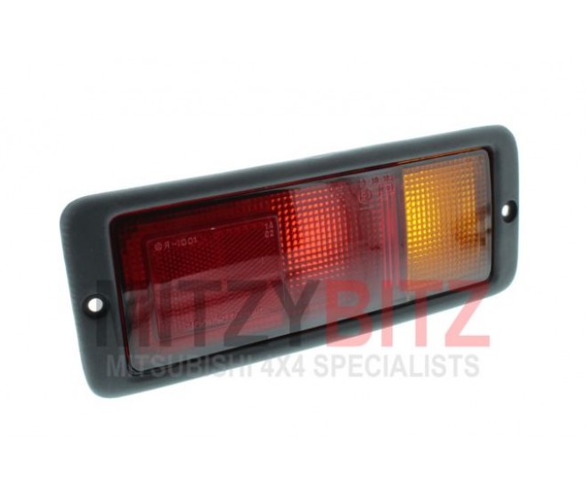 REAR RIGHT BUMPER LAMP FOR A MITSUBISHI CHASSIS ELECTRICAL - 