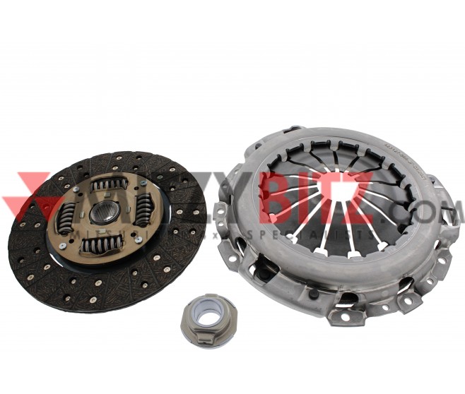 3 PIECE CLUTCH KIT FOR A MITSUBISHI GENERAL (EXPORT) - CLUTCH
