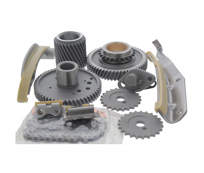 TIMING CHAIN KIT FOR A MITSUBISHI ENGINE - 
