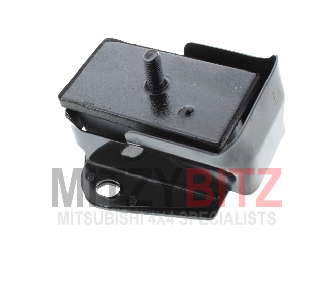 CROSSMEMBER ENGINE MOUNTING CUSHION  FOR A MITSUBISHI L200 - K24T