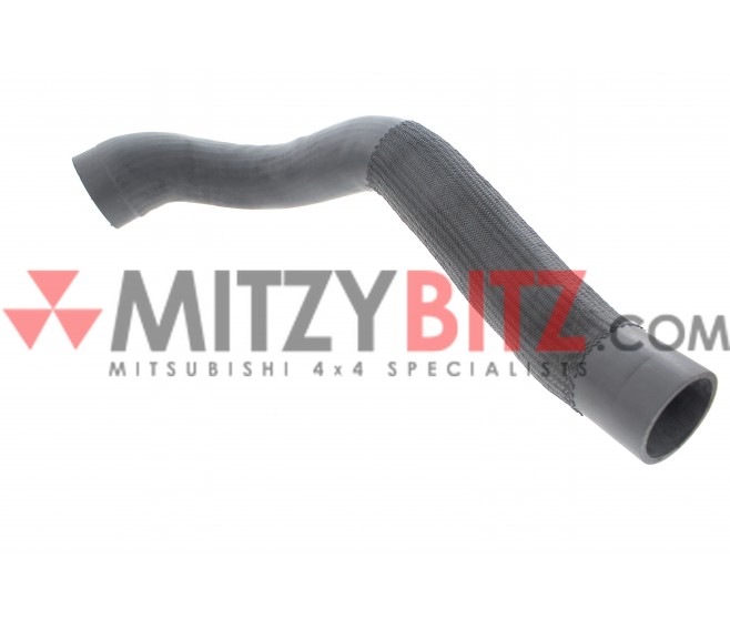 INTER COOLER OUTLET AIR HOSE FOR A MITSUBISHI PAJERO - V88W