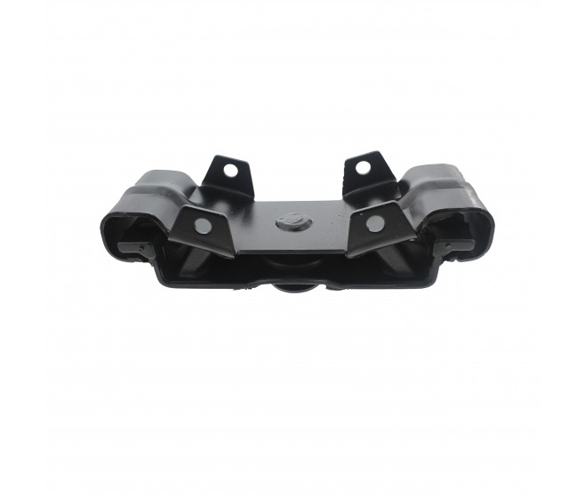 MANUAL GEARBOX MOUNT FOR A MITSUBISHI L200 - KB4T