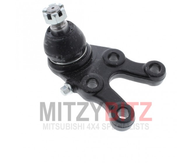 FRONT LEFT LOWER BALL JOINT FOR A MITSUBISHI PAJERO/MONTERO - V45W
