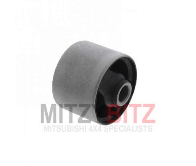 DIFFERENTIAL MOUNT BUSHING FOR A MITSUBISHI SPACE GEAR/L400 VAN - PD5W