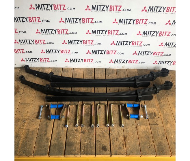REAR LEAF SPRING WITH FITTING KIT PAIR FOR A MITSUBISHI KJ-L# - REAR LEAF SPRING WITH FITTING KIT PAIR