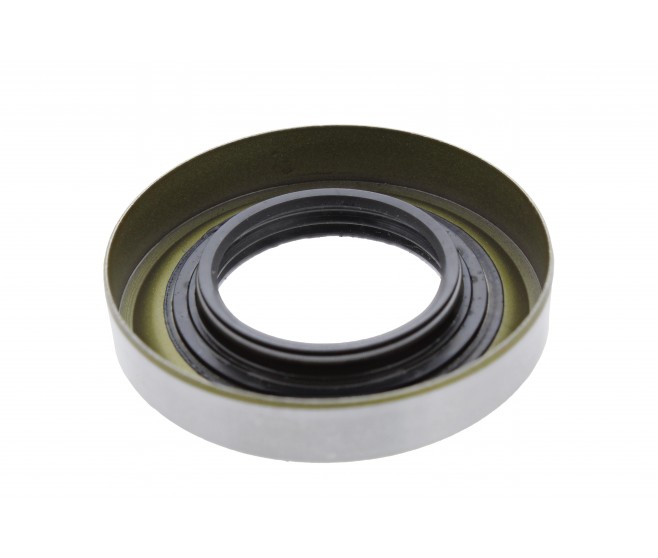 FRONT LEFT DIFF SIDE OIL SEAL FOR A MITSUBISHI L04,14# - FRONT LEFT DIFF SIDE OIL SEAL