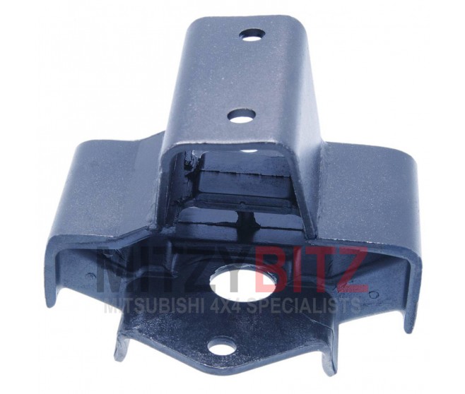 REAR AUTO GEARBOX MOUNT FOR A MITSUBISHI V20-40W - REAR AUTO GEARBOX MOUNT