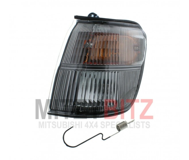 INDICATOR COMBINATION LAMP FRONT LEFT FOR A MITSUBISHI PAJERO - V44W